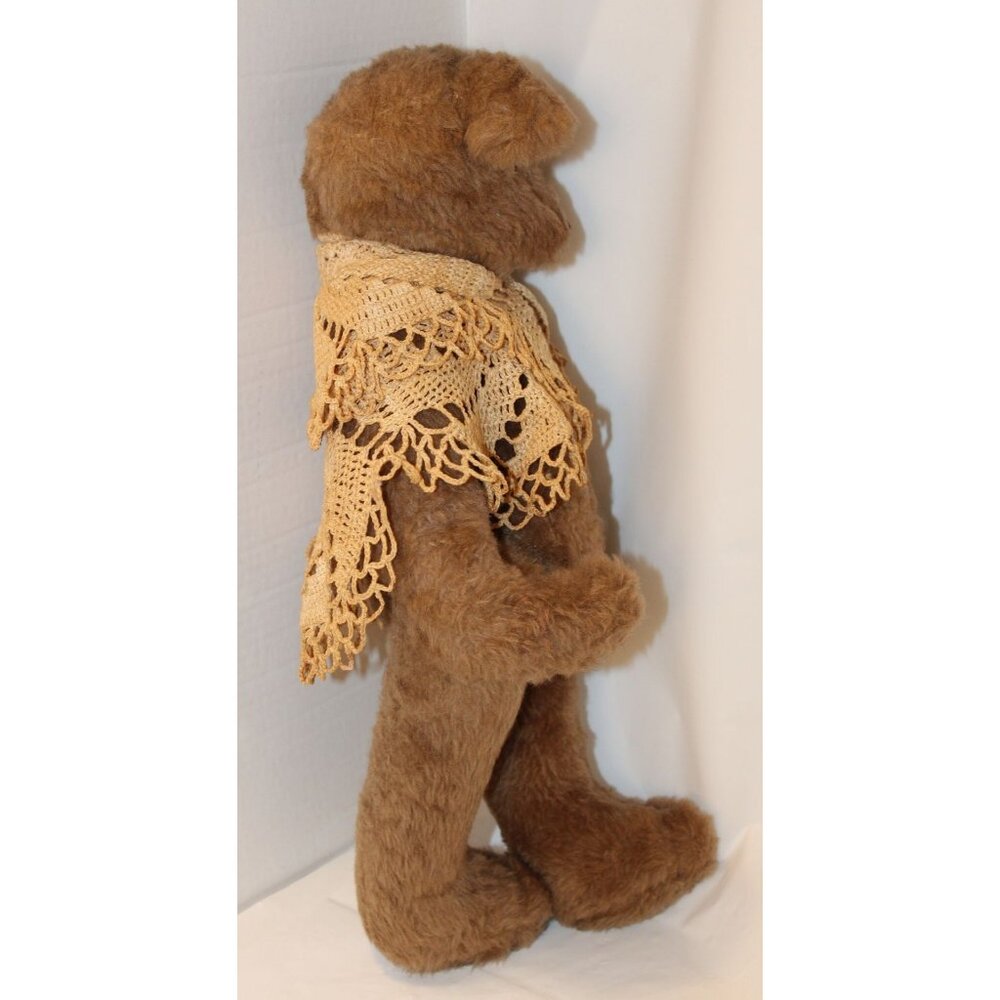 Vintage 1992 Craft Artist Jointed Teddy Bear with Crocheted Shawl Cape 18" Tall - Picture 4 of 12